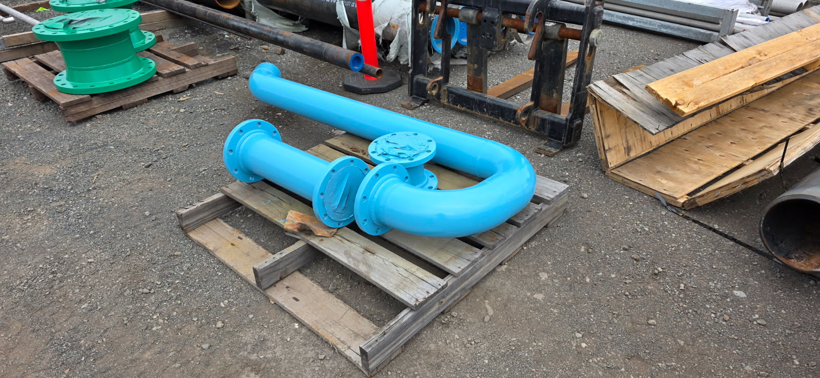 Painted pipe assembly